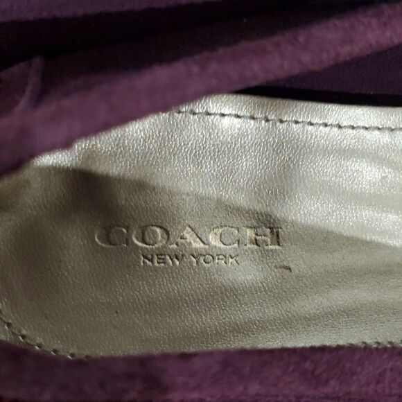 Coach Fortunata Suede Loafers in Burgundy Size 7.5 - Picture 9 of 12